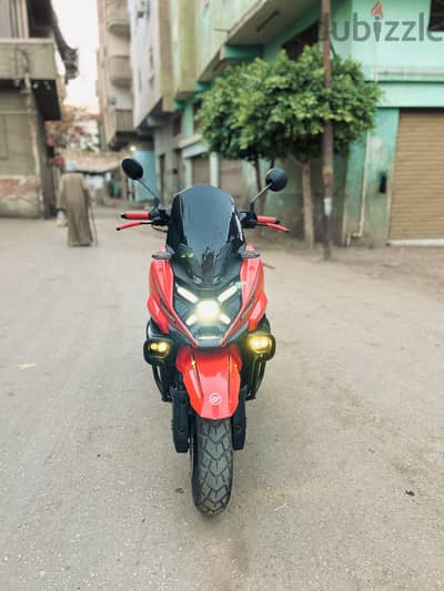 اسكوتر كيواي اكس رود ١٥٠ cc استعمال زيرو
