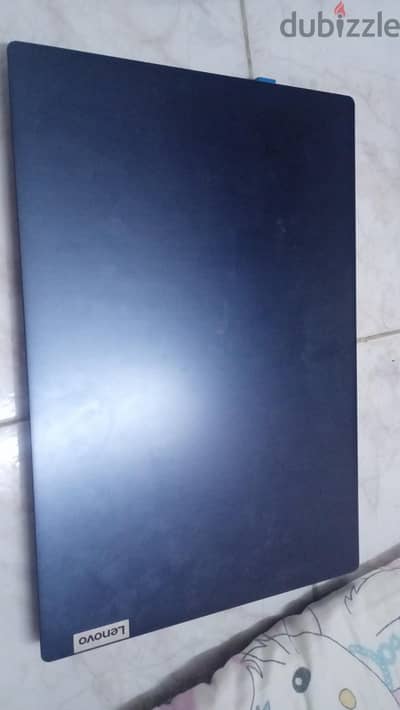 Lenovo ازرق