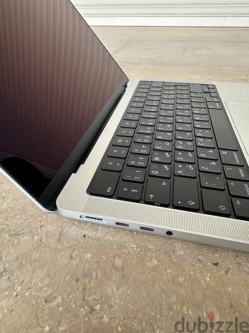 MacBook Pro (14-inch, 2021) 1