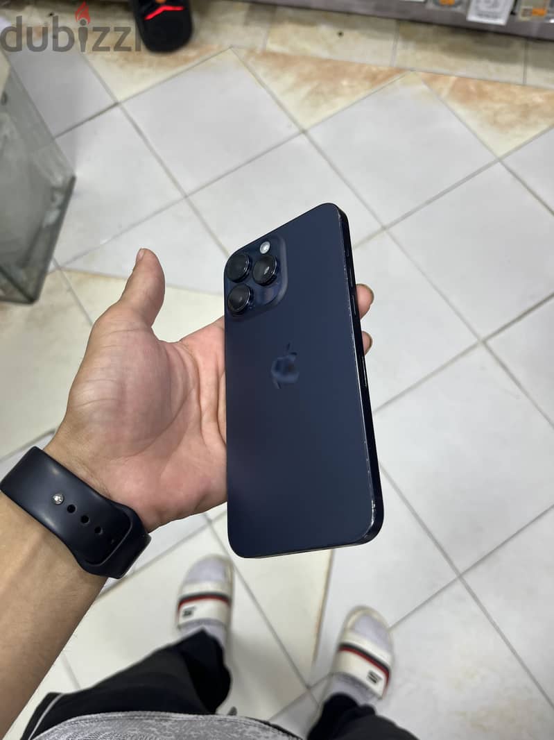Apple - iPhone 15 Pro Max 2