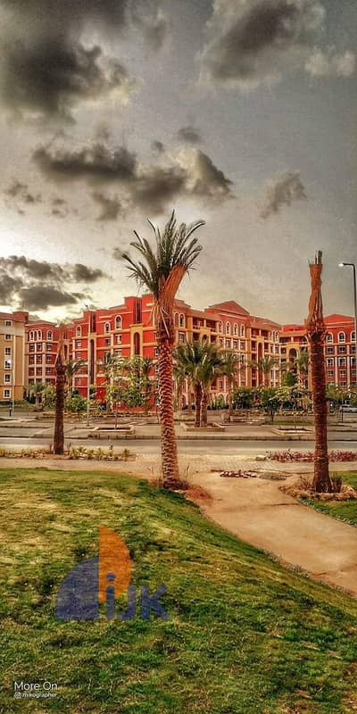 شقة مميزه جدا جدا في 6 اكتوبر لوكيشن مميز جدا جدا علي طريق الواحات دايركت بعد مول مصر ب 10 دقايق لوكيشن مميز جدا في 6 اكتوبر لوكيشن قوي جدا جدا