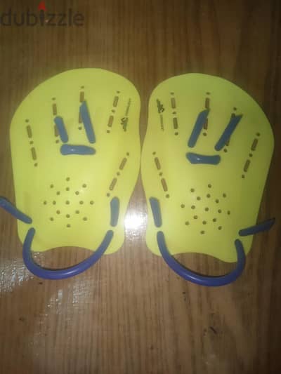 hand paddles