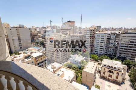 Apartment for Sale in Gleem (Steps from Abu Qir Street) – North-Facing (Towards Main Road)