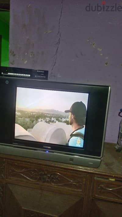 تلفزيون توشيبا 21 بوصه صوره جميله جدا
