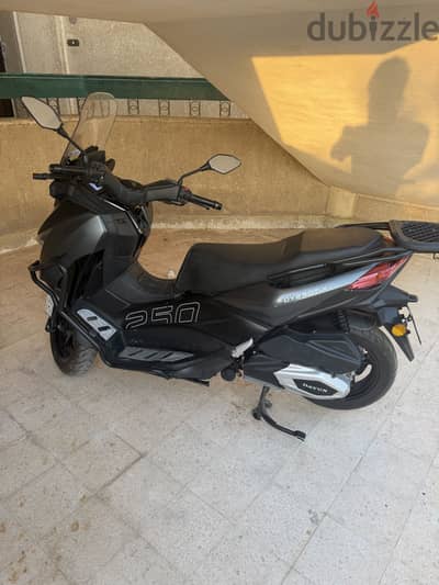 اسكوتر دايون ٢٥٠