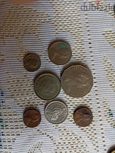 old coins مجموعة عملات مختلفه