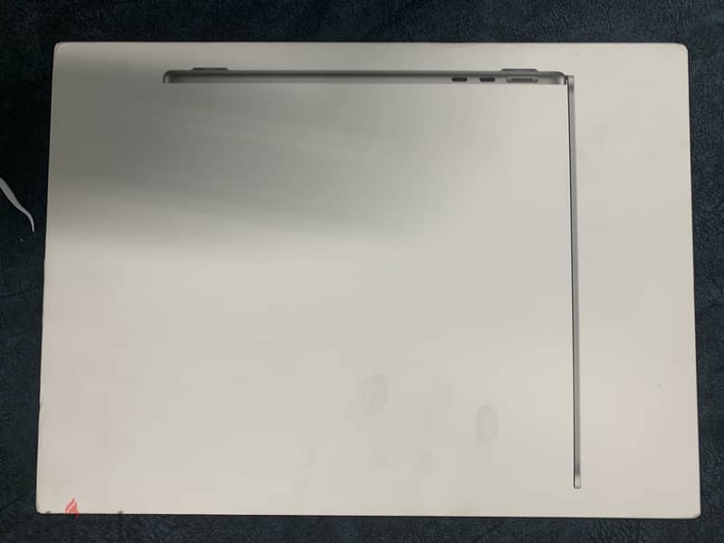 Macbook air M3 5