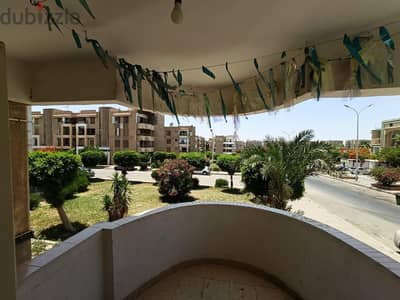 شقة أمام سنتر الياسمين مدينة العبور ١٣٥م دور أرضي خالصة مالك أصيل