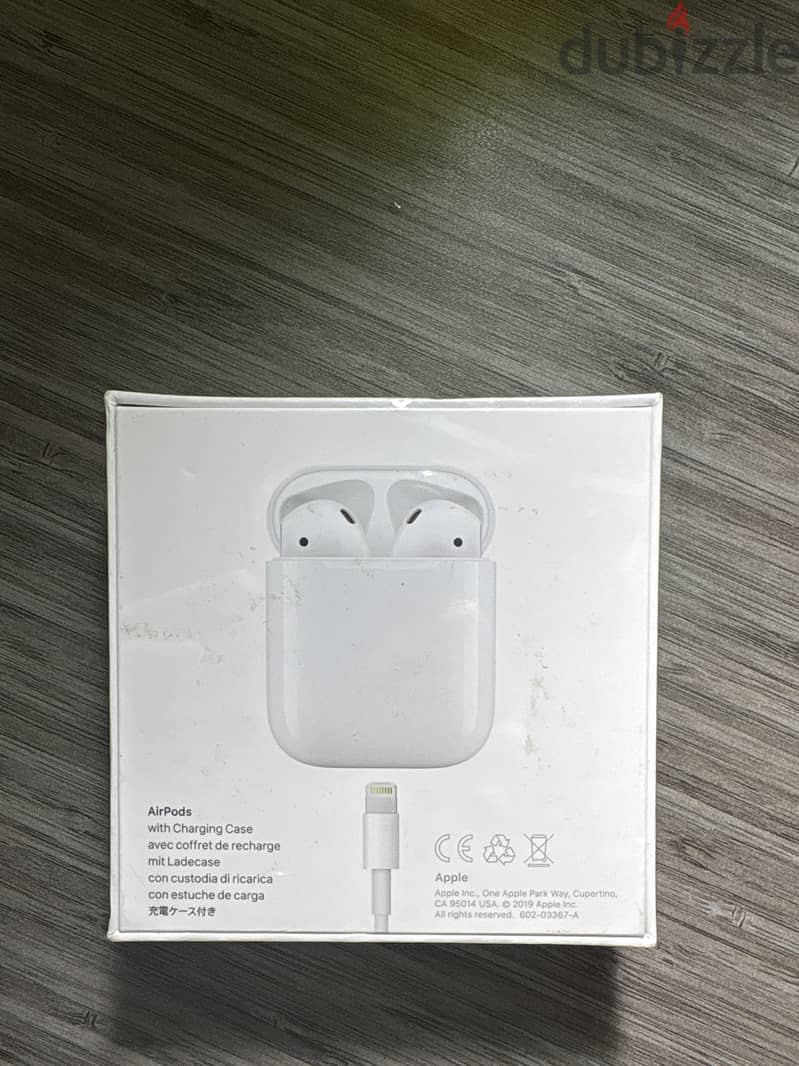 Apple AirPods second generation 1