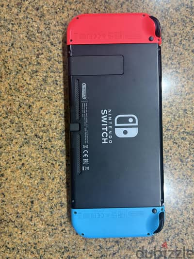 Nintendo switch slightly used comes with and 3 games and no dock