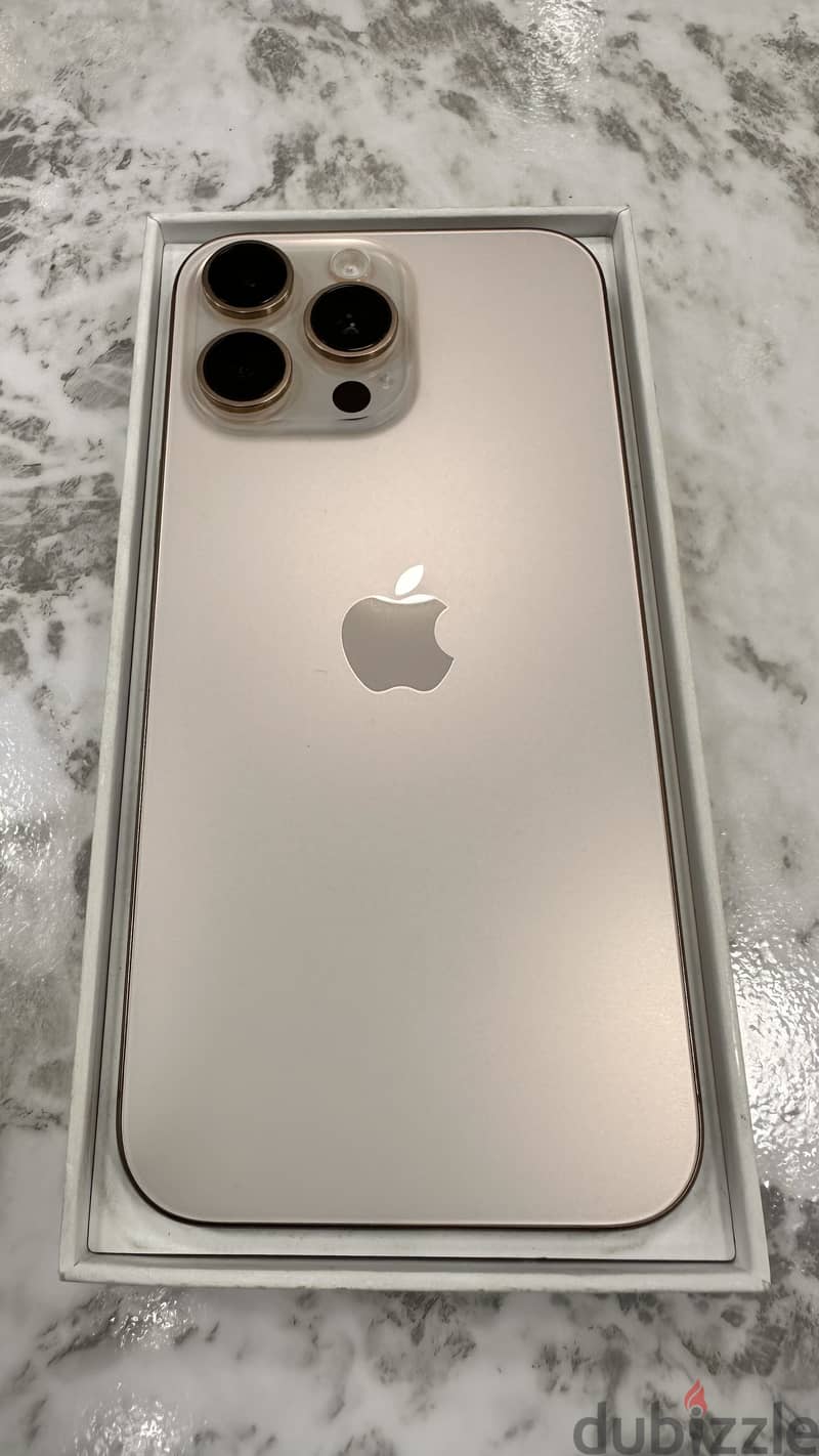 Apple - iPhone 16 Pro Max 3