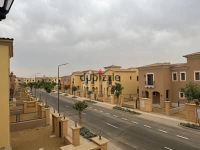 تاون هاوس  تشطيب كامل للبيع في سيتي جيت الديار القطريه القاهرة الجديدة  City Gate Qatari Diar New Cairo
