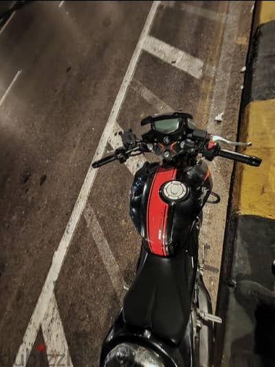 Tvs Apache rtr 200
