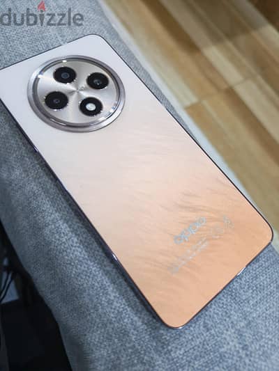 OPPO Reno12 F