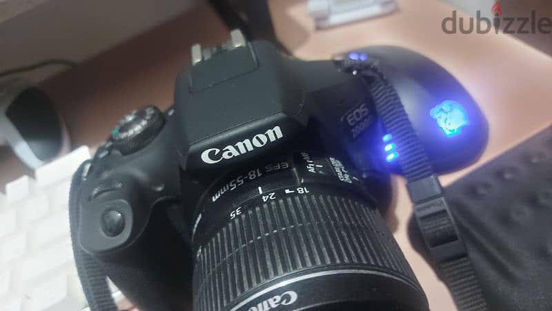 Canon DSLR EOS 2000D 1