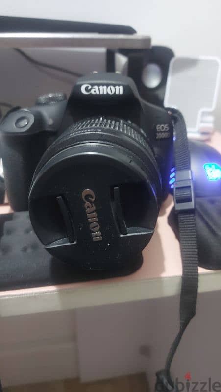 Canon DSLR EOS 2000D 3