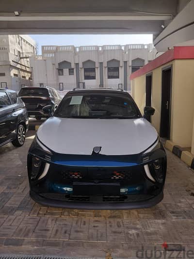 فورثينج تى 5 ايفو 2027 REEV بخصم عن السعر الرسمي