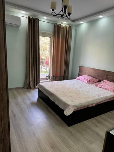 For sale, an apartment of 165m, registered with the Real Estate Month office, in Maadi, Street 259, opposite the satellite moon, super lux facade.