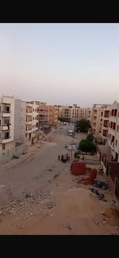 شقه للبيع الترا سوبر لوكس فيو مفتوح من كل الاتجهات تاني نمره من الجامعه الروسيه مباشر جاهزه للسكن في ارقي وافضل احياء المدينه وقريبه جدا للخدمات
