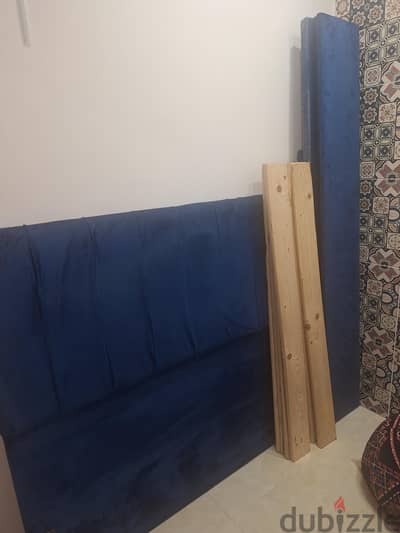 سرير قطيفه