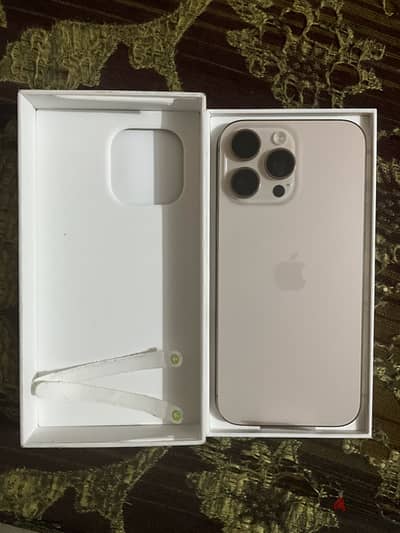 آبل - آيفون 16 برو ماكس