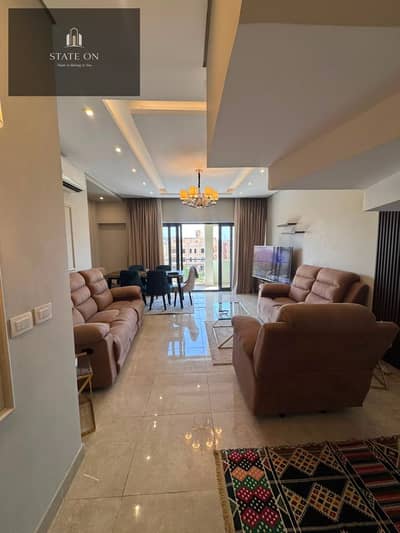 Penthouse for rent in a prime location, ready for viewing and immediate occupancy at an attractive price in Fifth Square Al Marasem Compound