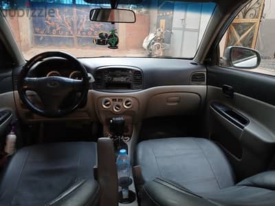 Hyundai Accent 2010