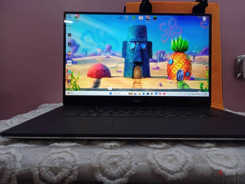 Laptop 8