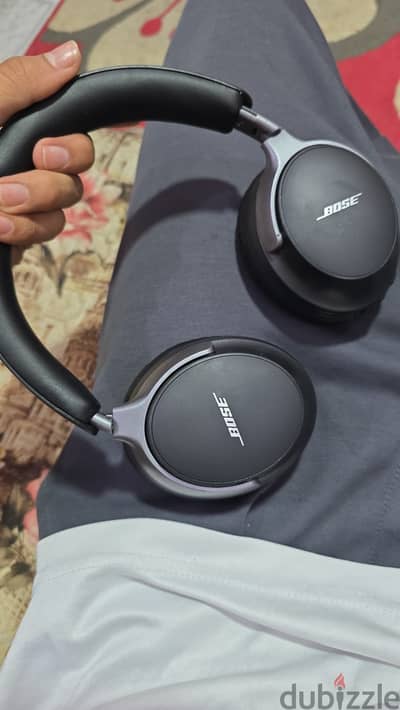 Bose quite comfort ultra wireless noise cancelling headphones