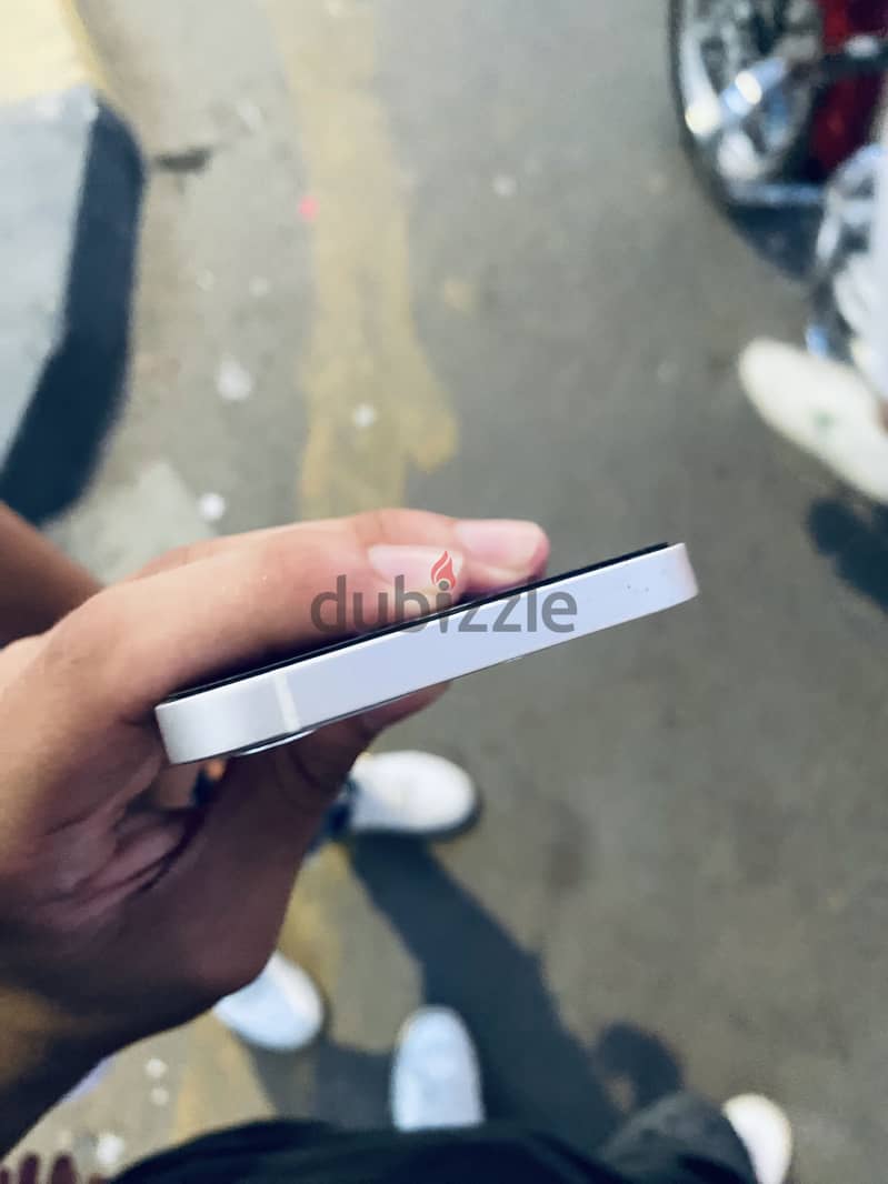 Apple - iPhone 12 2
