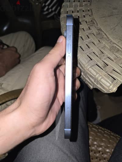 آبل - آيفون 14 بلس
