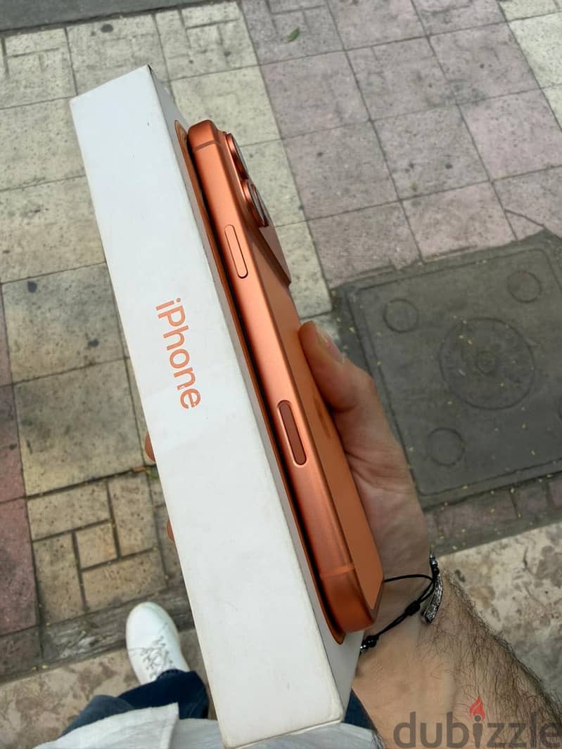 Apple - iPhone 17 Pro Max 1