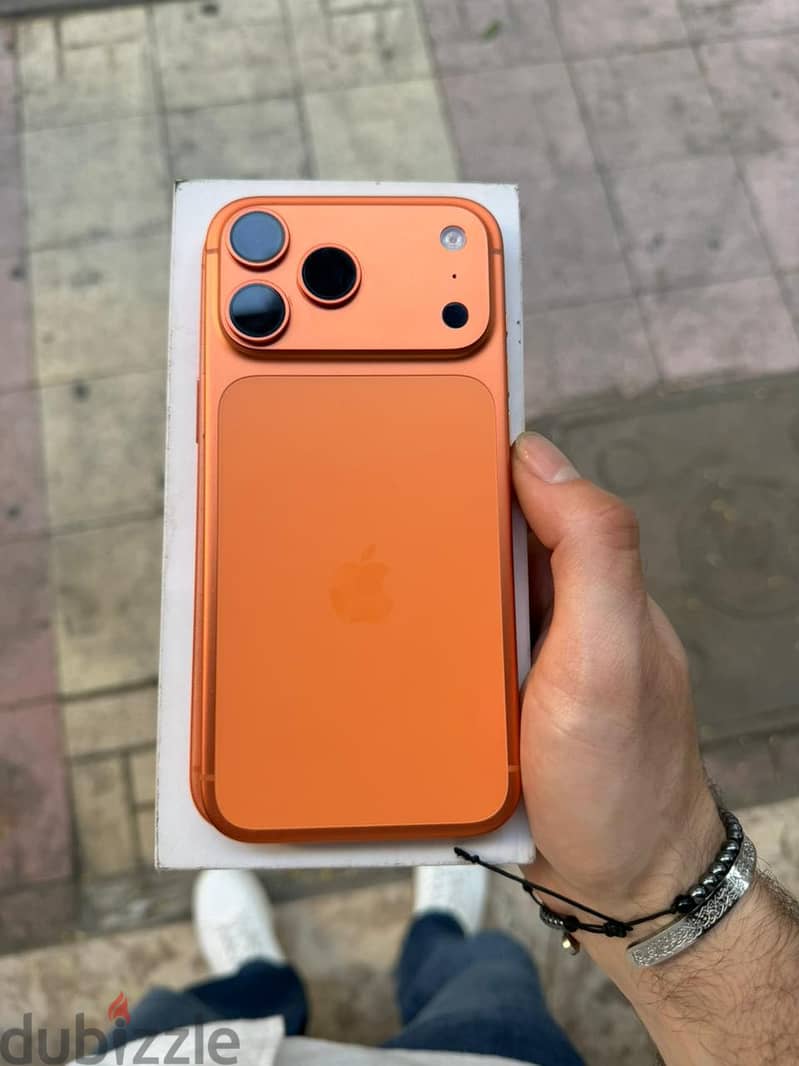 Apple - iPhone 17 Pro Max 2