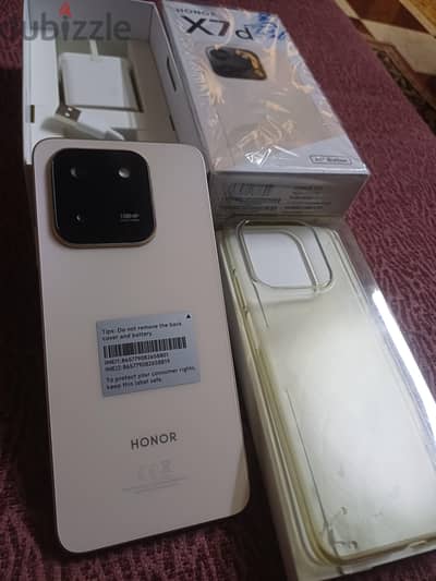 هونر x7d  الرايق  8/256  بكل حاجته كسرررر زيرو