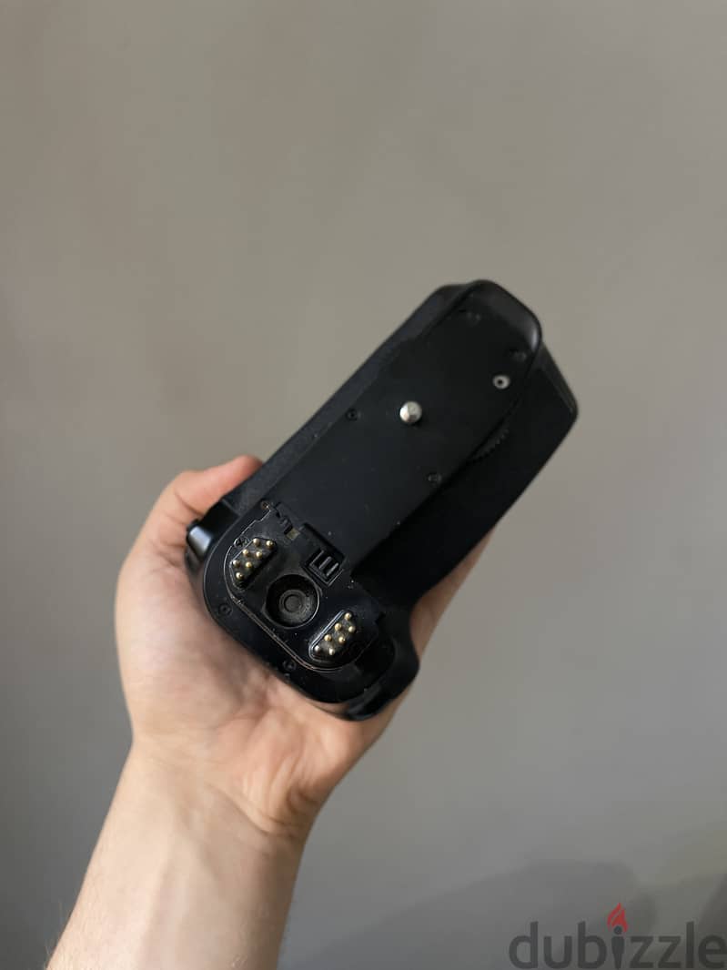 Battrey Grip 2