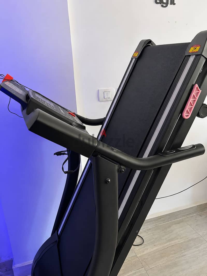 Smart fit treadmill 1
