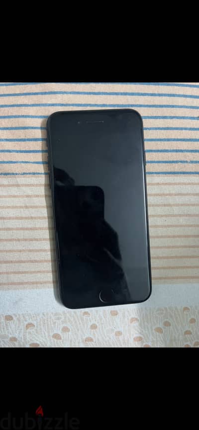 Apple - iPhone 7