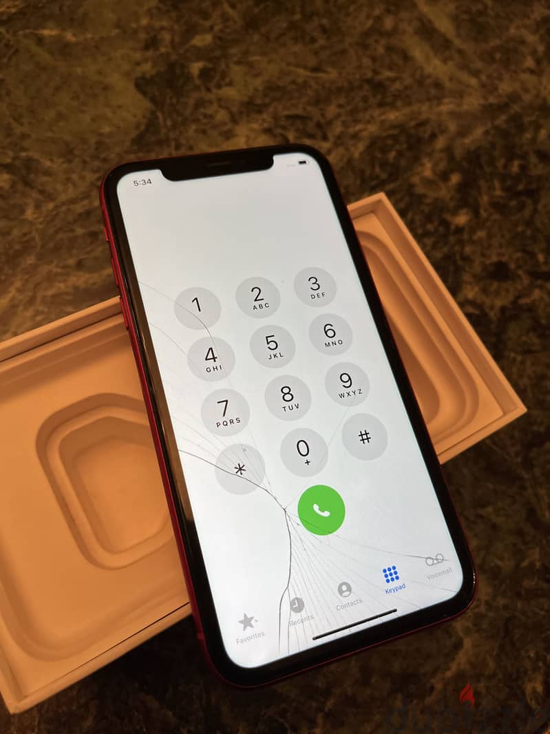 Apple - iPhone XR 4