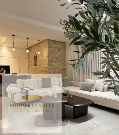 A fantastic 3-bedroom apartment in New Cairo with only a 3% down payment and installments over 8 years, for sale at half the original price!