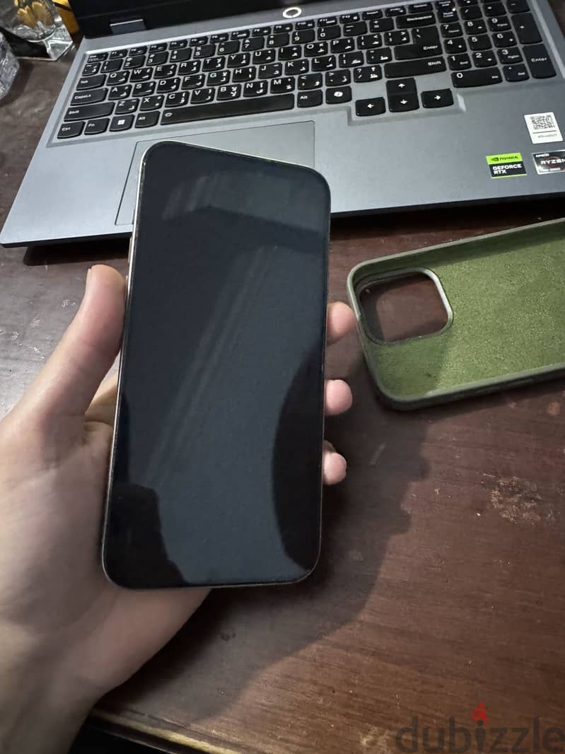 Apple - iPhone 15 Pro Max 3