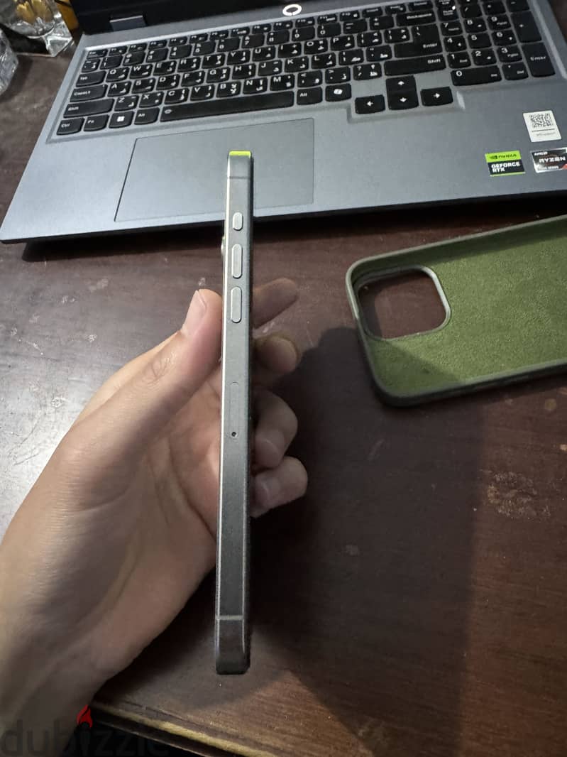 Apple - iPhone 15 Pro Max 4