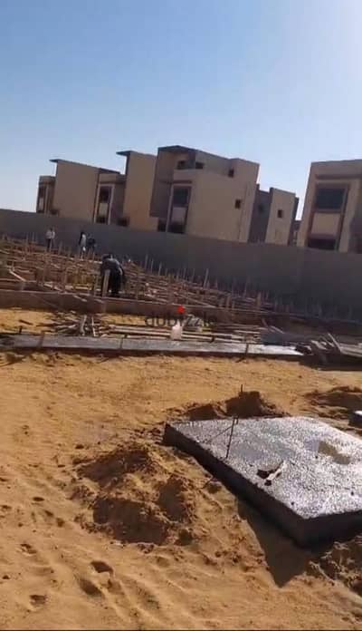 للبيع ٥ فدان حوض ٤ علي الشارع الريسي لوكيشن مميز جدا
