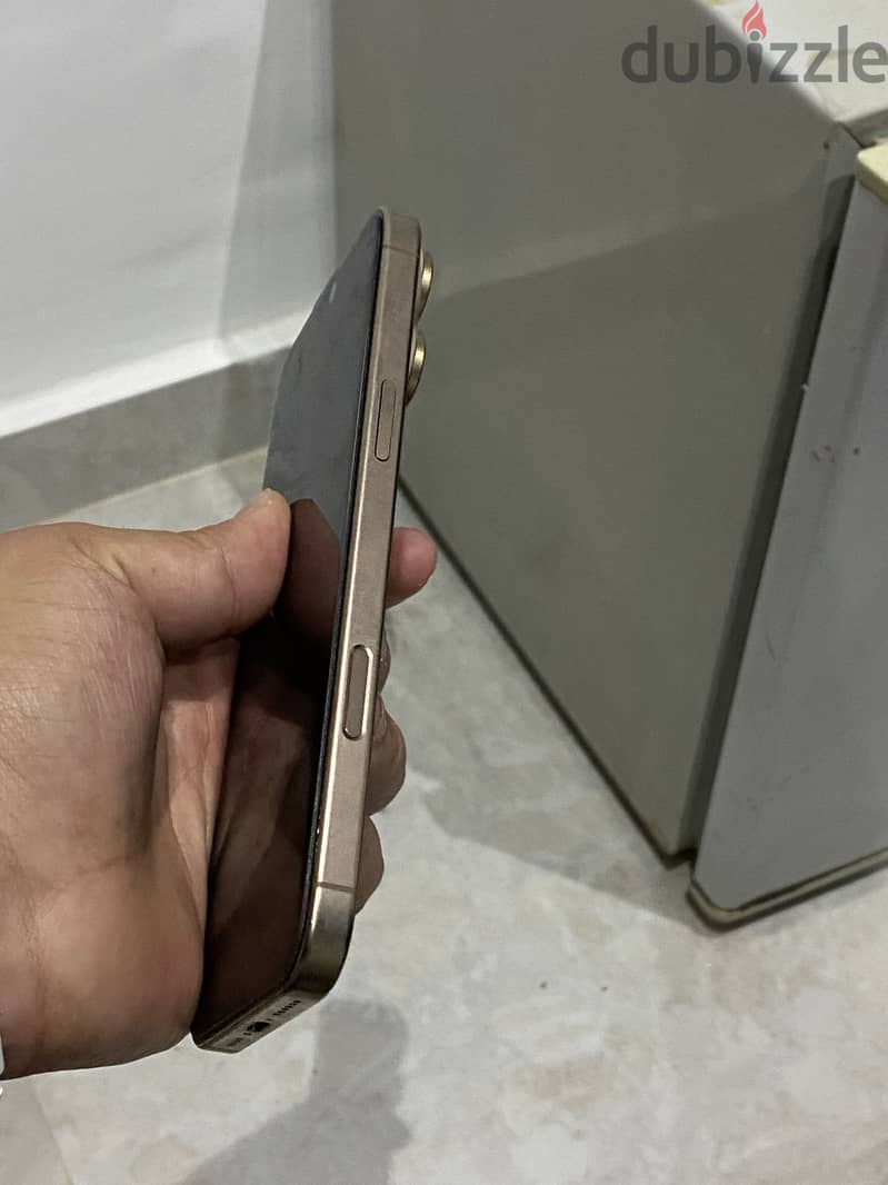 Apple - iPhone 16 Pro Max 2