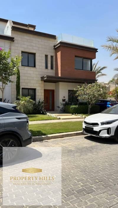 Standalone villa at a discounted price in New Cairo's Golden Square, directly on North 90 Street, close to Clubs Street, Mountain View, and Mivida. Standalone villa at a discounted price in New Cairo's Golden Square, directly on North 90 Street, close to Clubs Street, Mountain View, and Mivida.