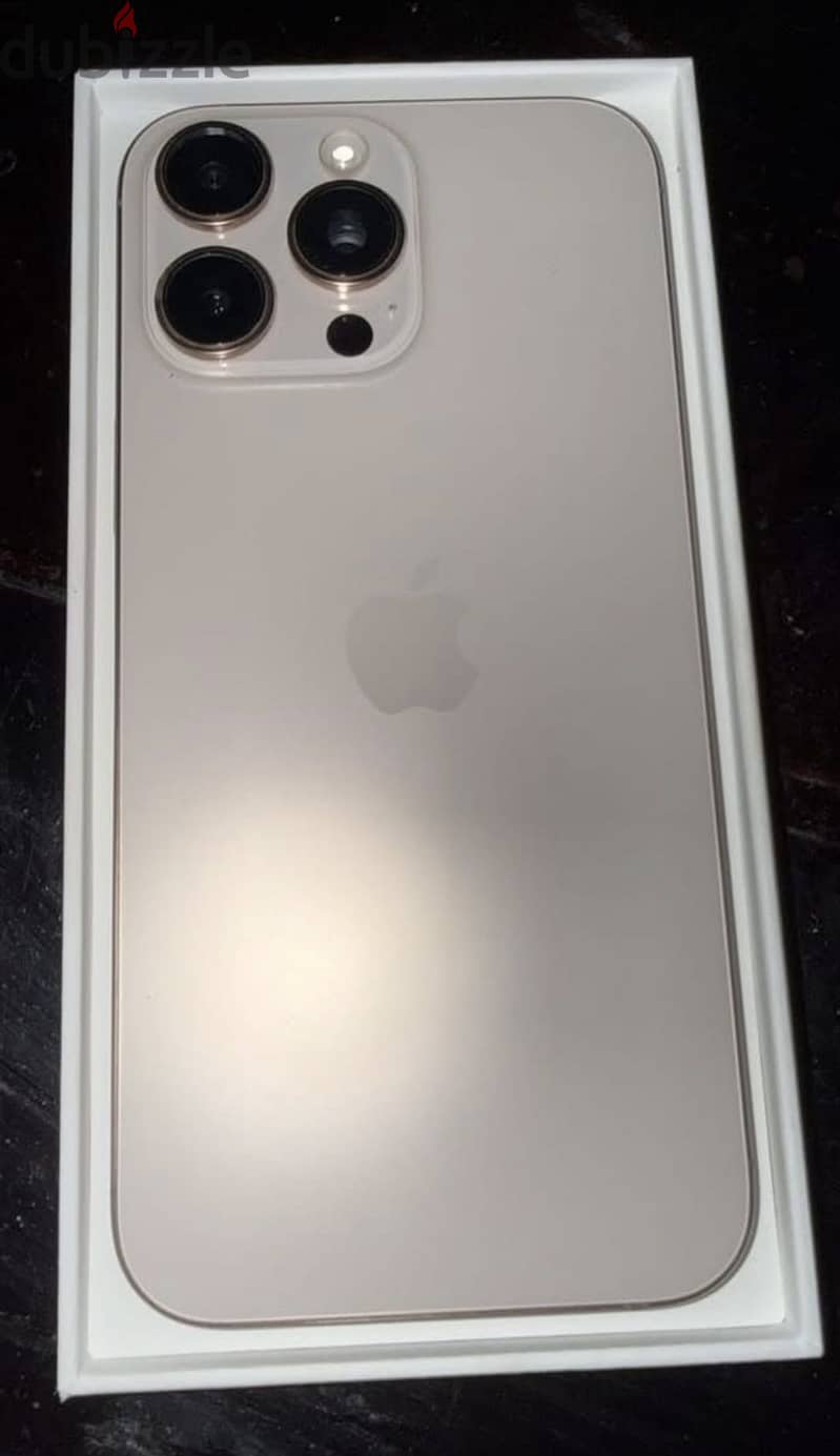 Apple - iPhone 16 Pro Max 1