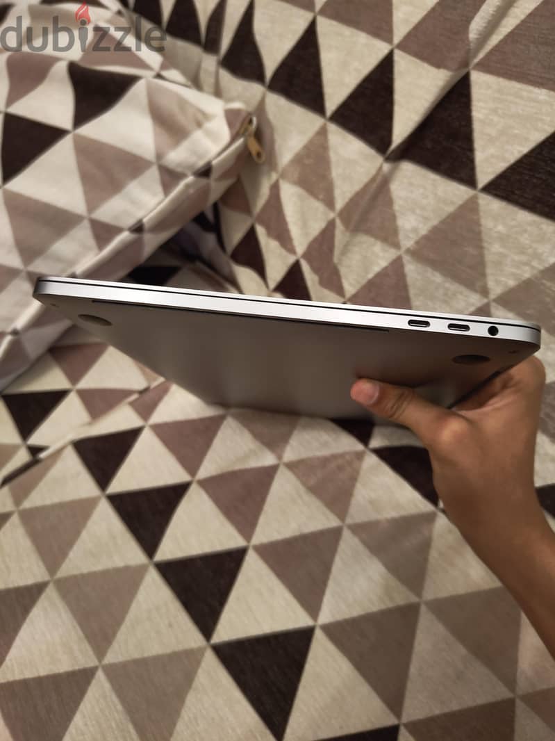 MacBook pro 2017 1
