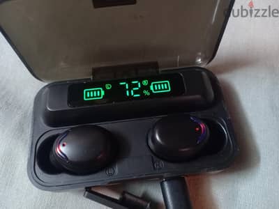 أيربودز حاله ممتازه