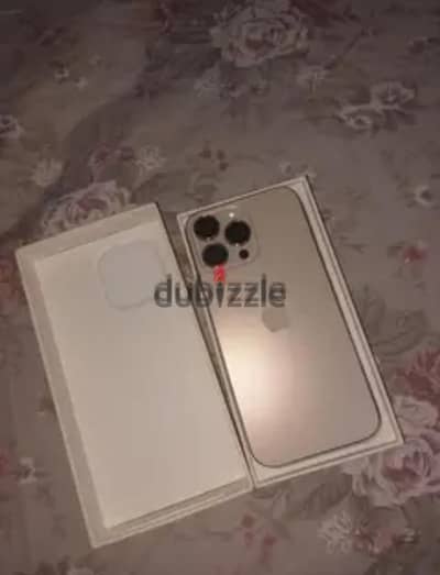 Apple - iPhone 16 Pro Max كالجديد مشحون ١٤ مره
