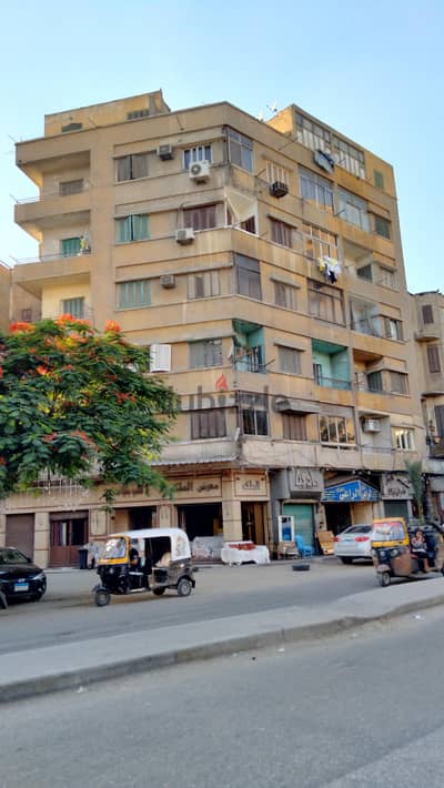 عقار للبيع على شارع الترعه مباشرة