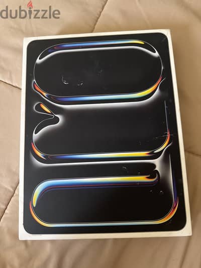 Apple ipad pro 13 inch ( M5 ) 256g / ram 12 / Wifi / Battery 100%